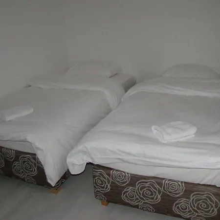Bed & Breakfast Zamak 3*