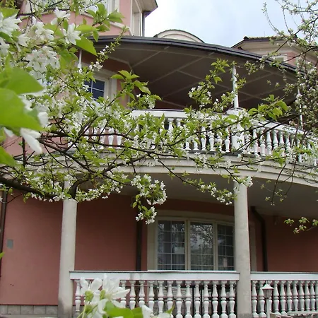 Zamak Bed & Breakfast 3*